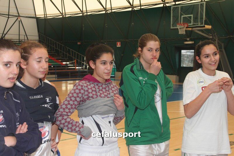 120218 basket 063_tn.jpg